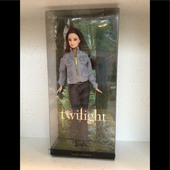 Barbie Collector Pink Label Twilight Bella
